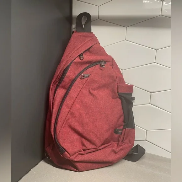 Lightweight Crossbody Sling Bag - Picture 8 of 10